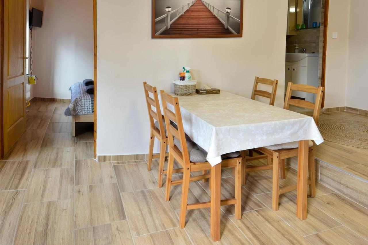 Demetrovics Udvarhaz Eger Exterior foto
