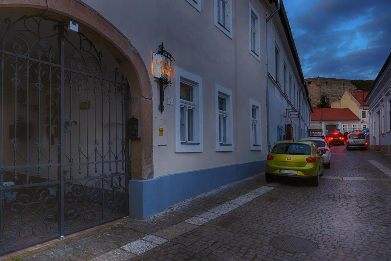 Demetrovics Udvarhaz Eger Exterior foto